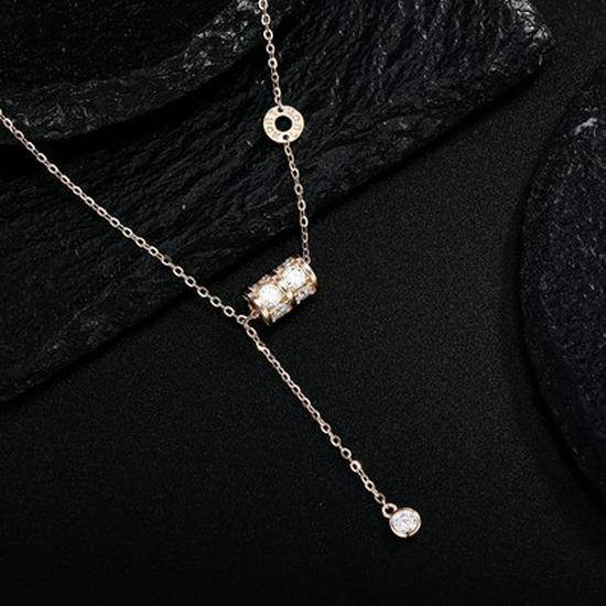 

Sparkling Moissanite 925 Silver Luxury Clavicle Necklace for Women 925 Silver