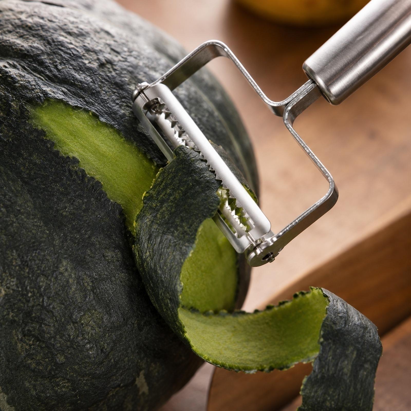 

Stainless Steel Vegetable Peeler Kitchen Fruit Peeler with Serrated Blade for Efficient Peeling and Easy Handling Durable Design one size серебряный
