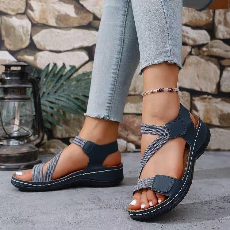 20252025 summer new sandals women's sports wind light and comfortable large size Velcro flat sandals