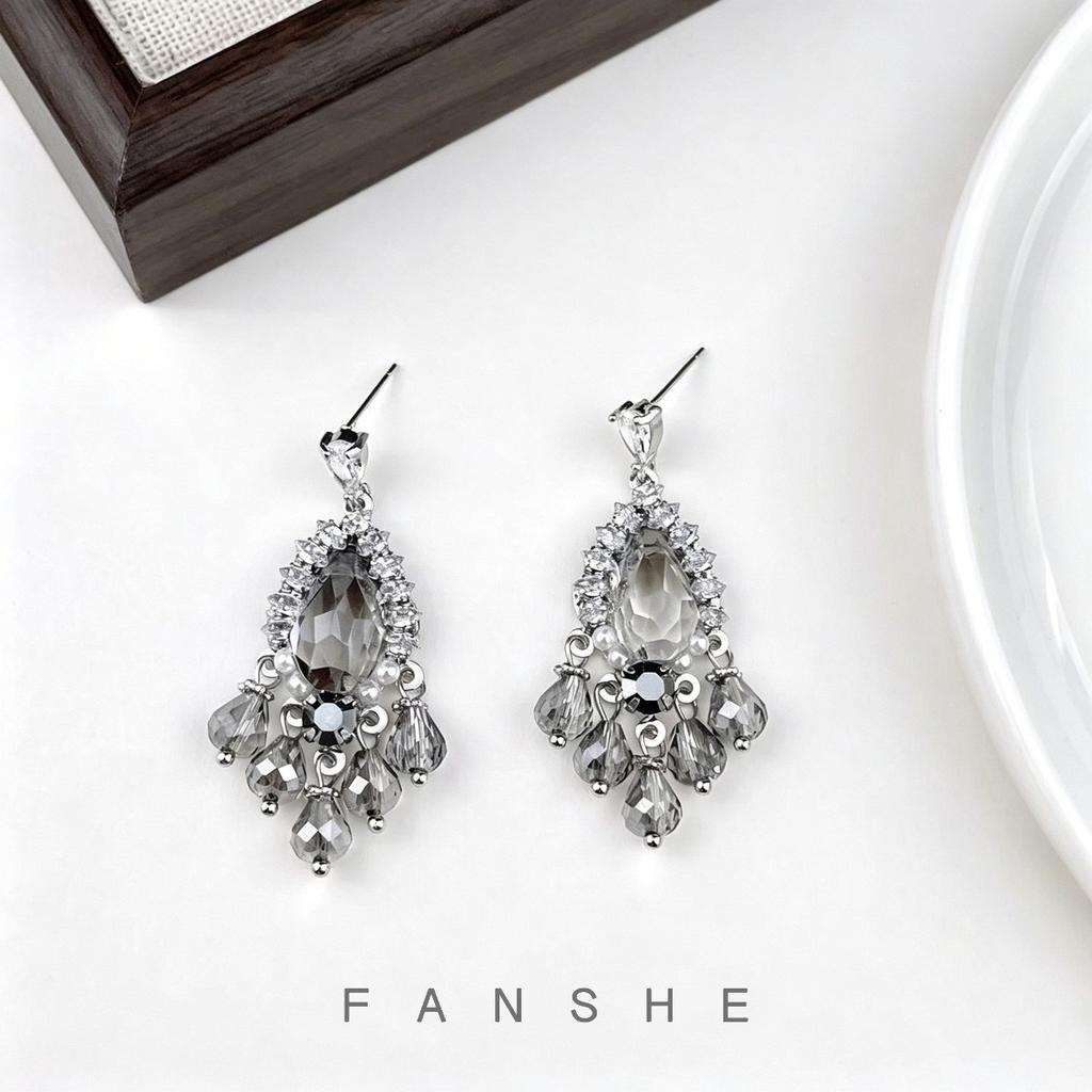 Light Luxury High-end Crystal Fringed Earrings, Water Drop Type Exquisite Sweet Earrings, Fashionable Exquisite Ethnic Style Earrings, Women