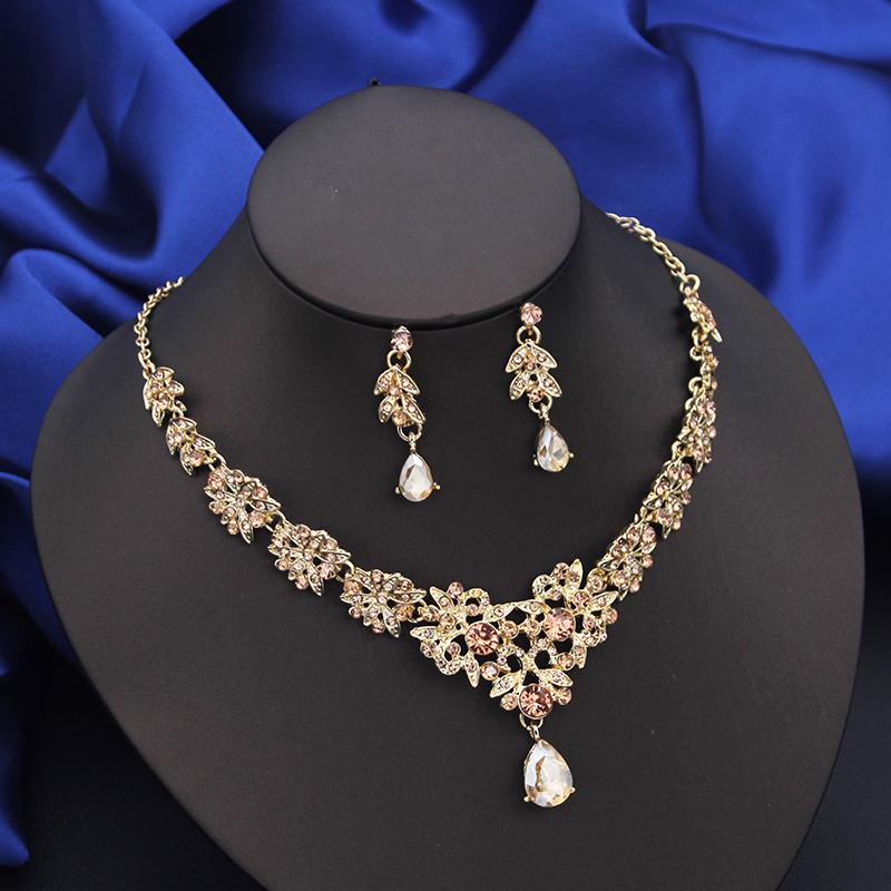 Mote Choker Halskjede Sett for Kvinner Brudesmykkesett Fest Ball Bryllup Øredobber Kostymetilbehør