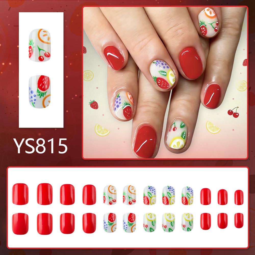 Short European Bright Surface Strawberry Fruit Nail Art - Fresh Contrasting Press-On Nails, Set of 24 Detachable Pieces for Spring and Summer