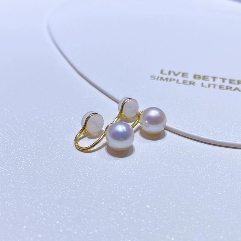 Zhuji Non-Pierced U-Shaped Ear Clips with Freshwater Pearls - Painless, Fashionable Earrings for Women