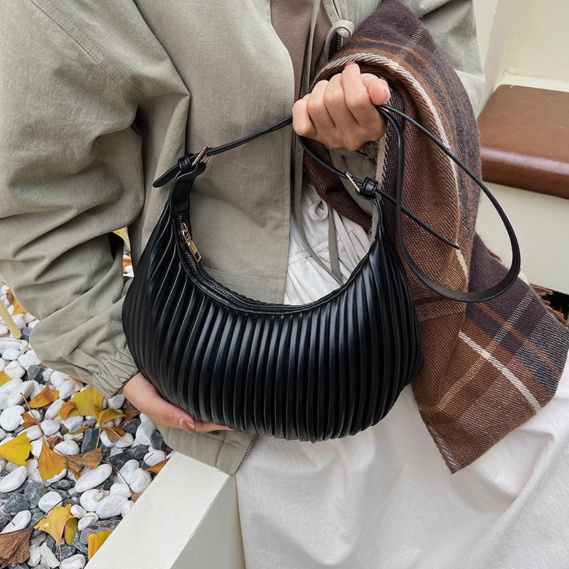 Korean Style Fashion Simple Underarm Bags 2025 Winter Pu Leather Textured Striped Crossbody Bag Female Casual Commuting One Shoulder Bags