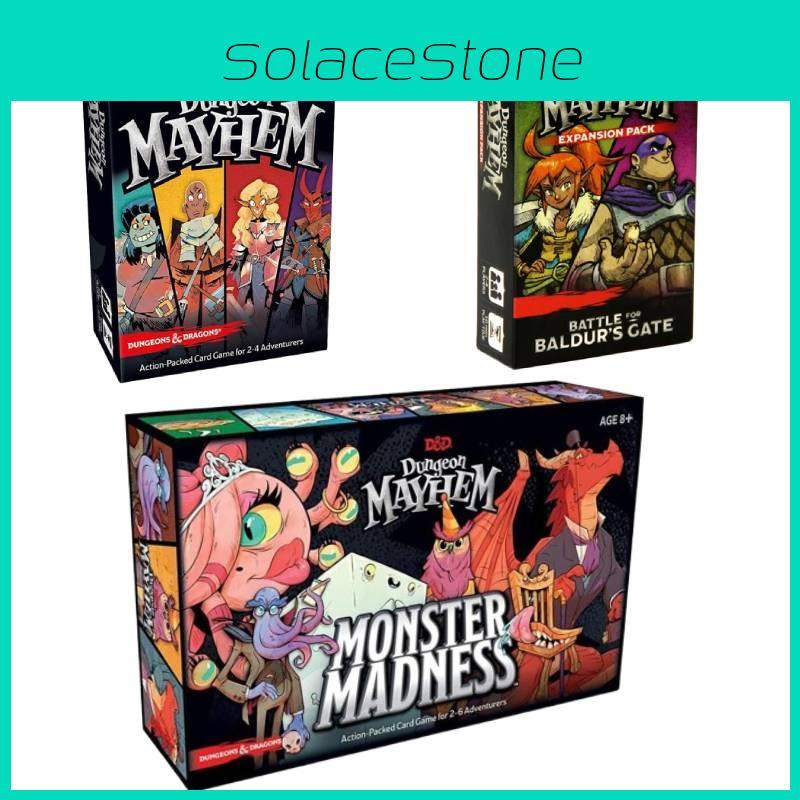 Un avvincente gioco di carte Dungeon Mayhem con mostri da urlo, adatto a tutte le età.