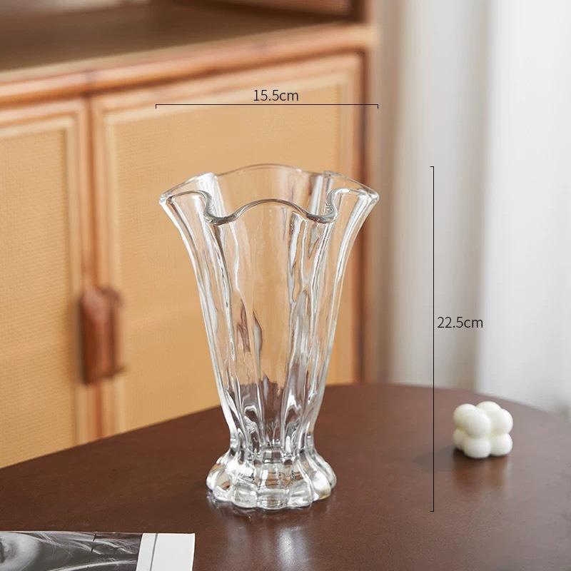 Elegante Dopamin-Farbe Blumenvase: Ins-Stil, leicht zu kombinieren für die Wohnzimmergestaltung