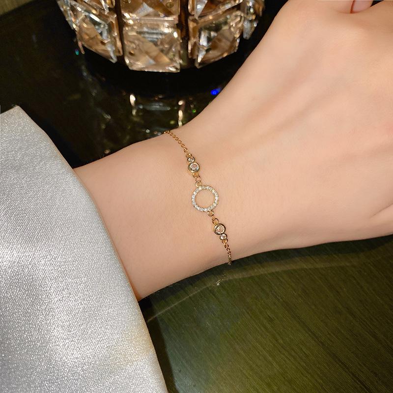 Elegant Zircon Bracelet for Women - High-End, Shiny, Versatile, and Trendy Cold Style Bangle