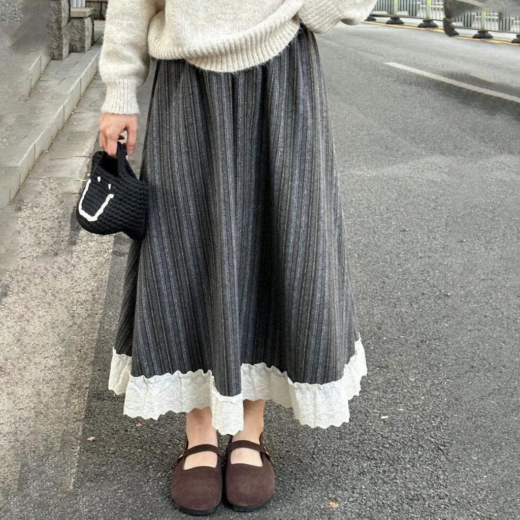 Lace Trim Woolen Mori Girl Midi Skirt for Women - Fall/Winter High-Waist Vintage Slim-Fit Versatile Patchwork Korean Style Half Skirt