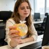 Relaxing Desk Toys for Office Maltose Glitter Apple Squeeze Stress Ball Soft TPR Slow Rising Fidget Rubber