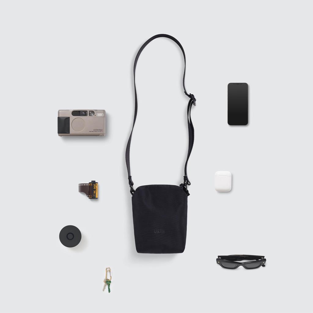 Urth Andesit Sling Kameratasche (Schwarz) 2L Kameratasche, Umhängetasche, Kompakte Tasche, Wasserdicht, Klein, Leicht, Inklusive Polster