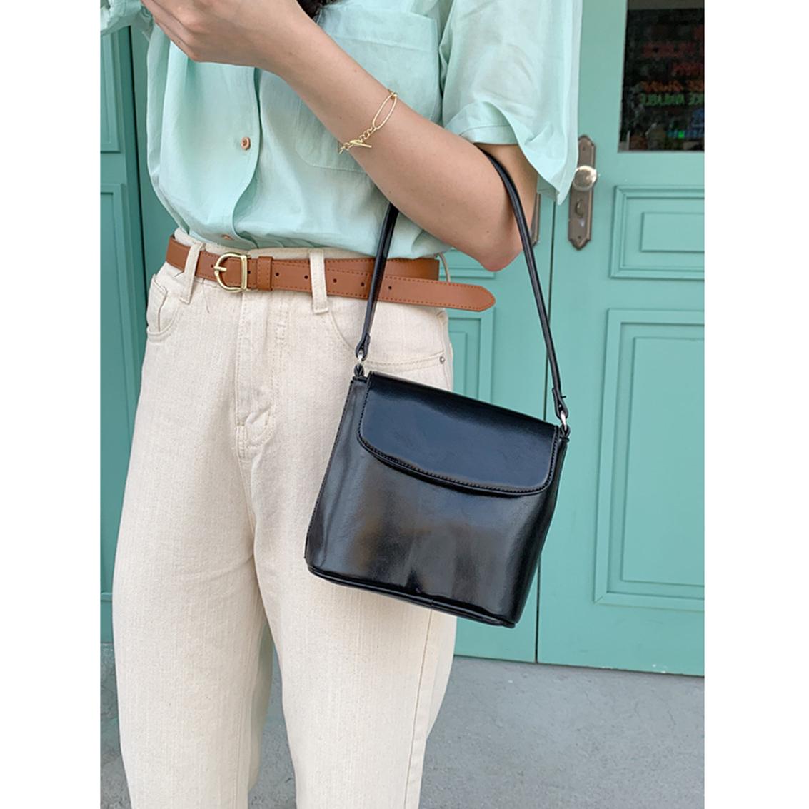 

Жіноча жіноча червона сумка через плече модного дизайну Ретро жіноча маленька сумка-відро Сумочки однотонні жіночі прості сумки під пахвами чорний