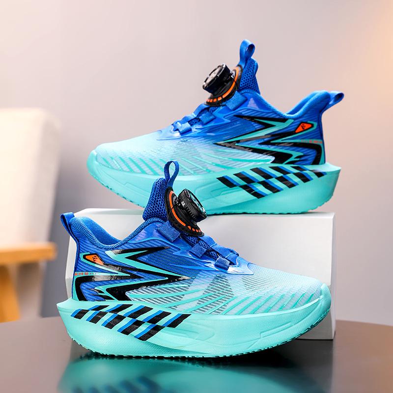 Boys' Lightweight Summer Mesh Running Shoes for School-Age Children