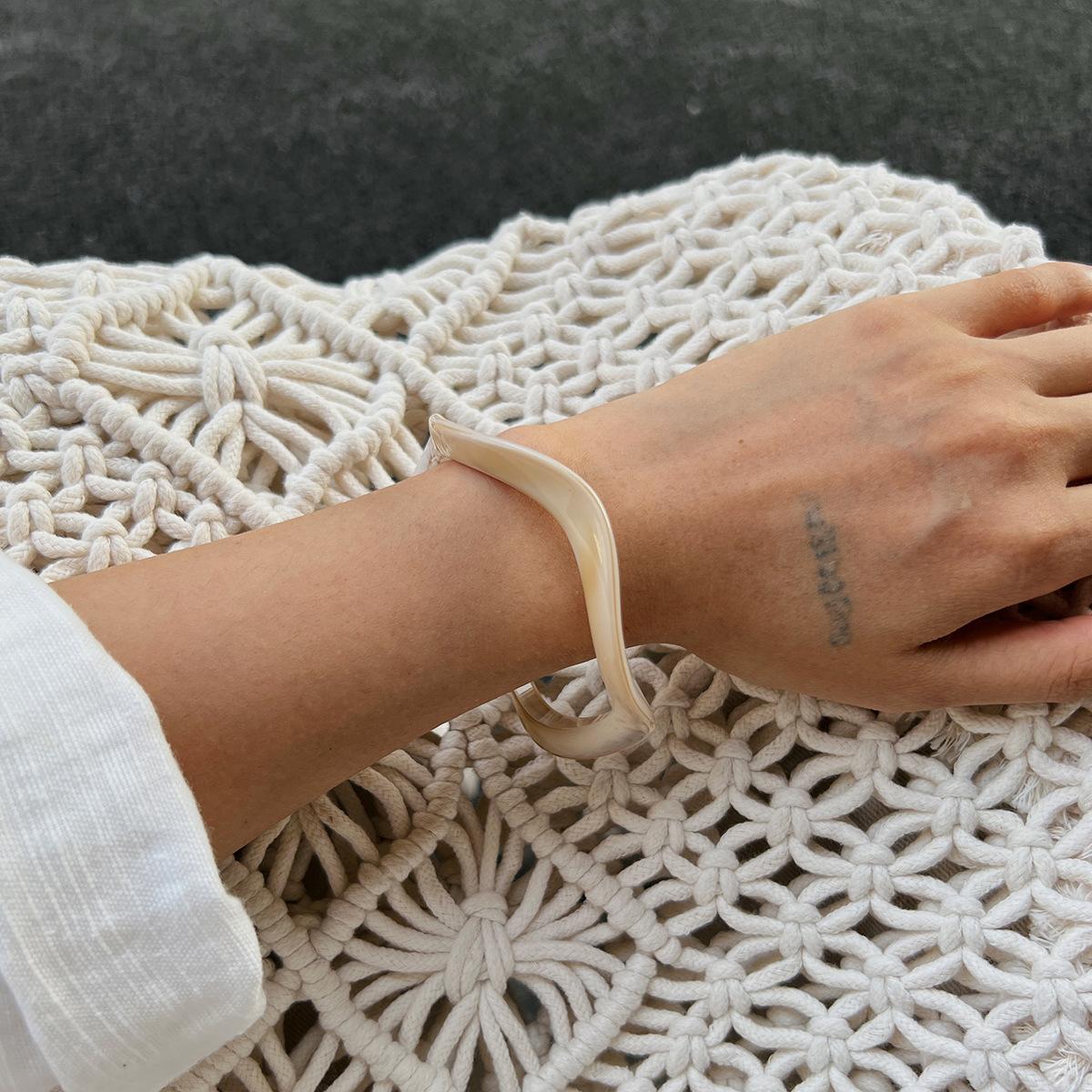 Simple Artistic Retro Wave Bracelet Design Irregular Shaped Elastic Bracelet 02 Beige 2946