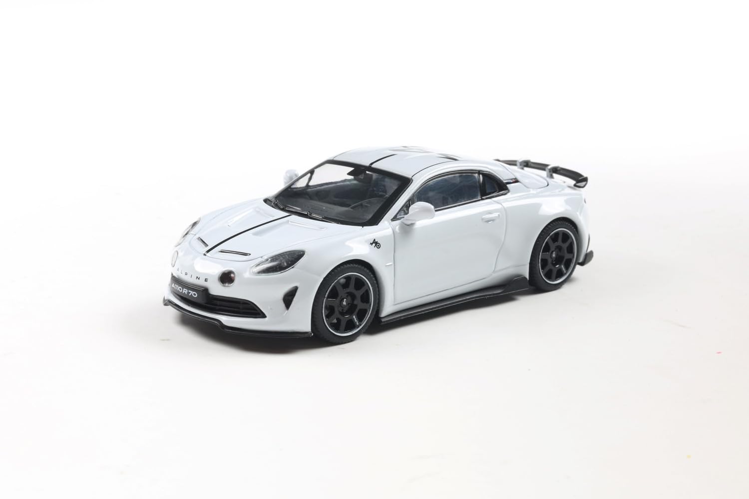 SOLIDO SOLIDO 1/43 Alpine A110 Radical 70 2024 (White) Ready-to-Display Model S4317204