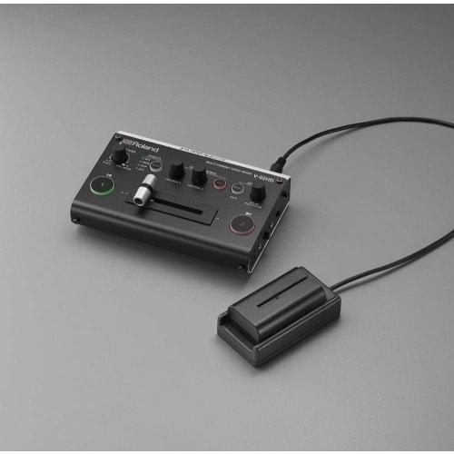 ROLAND V-02HD 2-Channel Video Switcher with Built-in Scaler