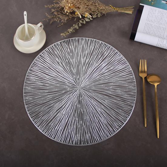 Round Hollow PVC Placemat Waterproof Heat-Resistant Table Mats Elegant Home Restaurant Dining Decor Scratch-Proof Dirt-Resistant Insulation Mat