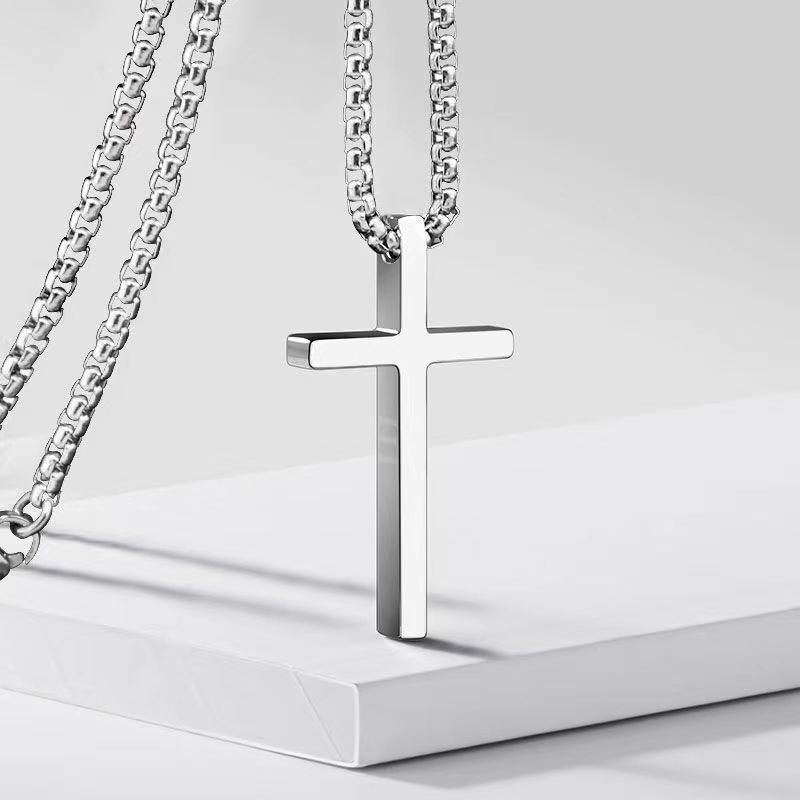 New Titanium and Steel Smooth-faced Cross-shaped Men's Necklace, Hip-hop Versatile Long-sleeved Sweater Chain Pendant Accessory