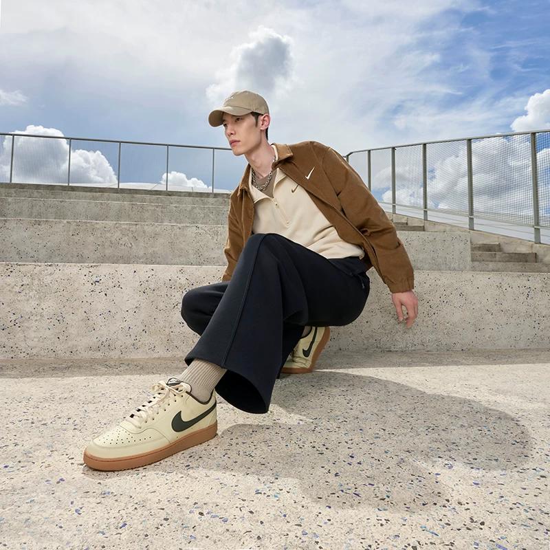 Nike NIKE COURT VISION LOW Men's Sports Shoes - HV4506