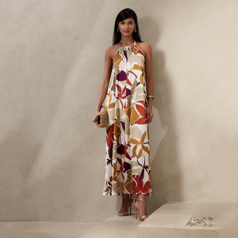 

Beautiful Fabric Dynamic and Cool Women clothes Satin Hanging Neck Long Big Hemline Dress Flower color US12