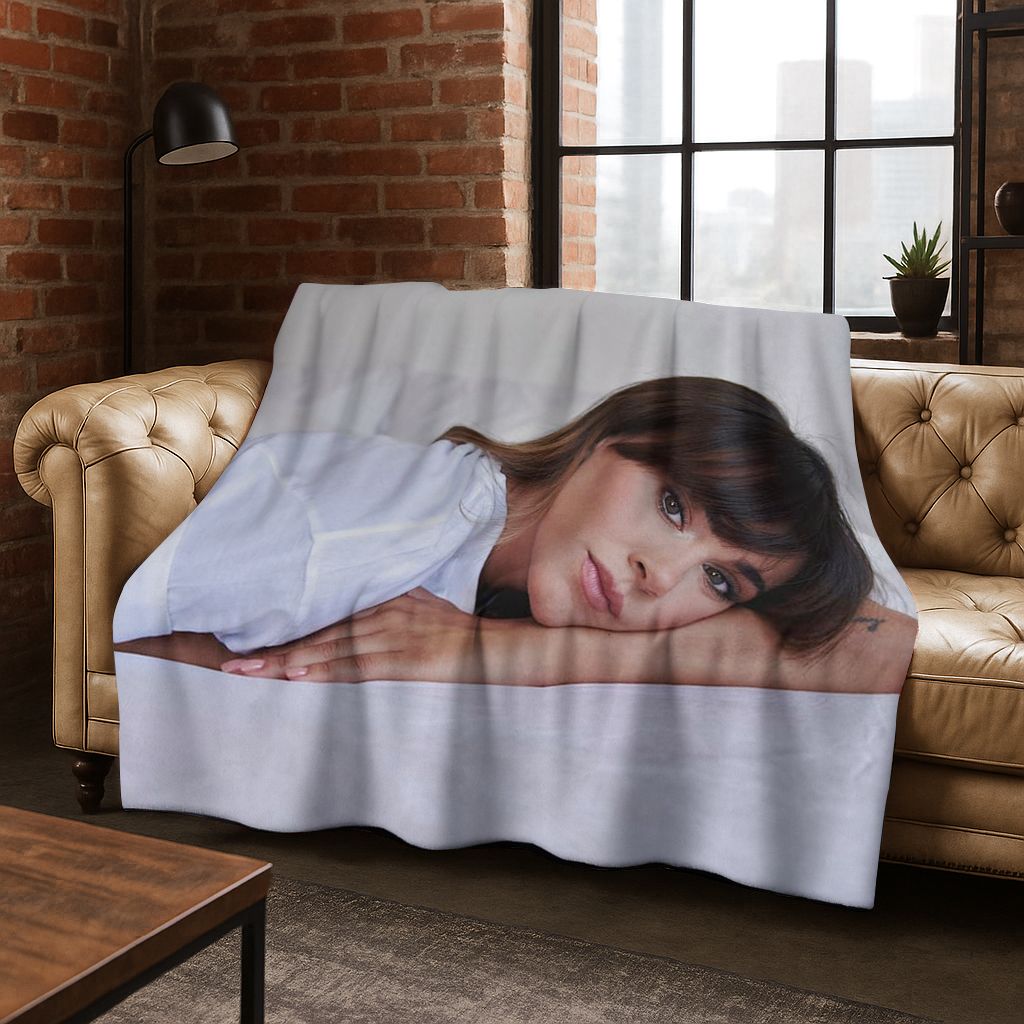 3D A-Aitana Spanish Singer Art Flannel Blanket,Cozy Soft Throw Blanket for Home Bedroom Bed Sofa Picnic Office Cover Gift Kids