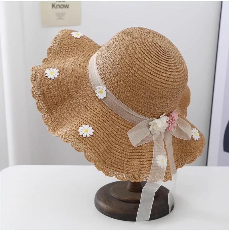 Fashionable Ladies Straw Hat For Summer Outings Sun Protection Hat Floral Beach Hat