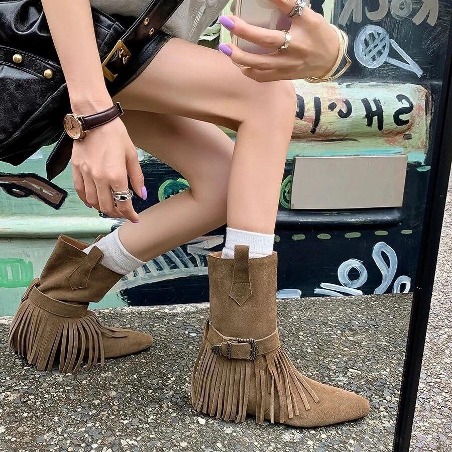 Niche two-wear design sense fringed pointed Martin boots western cow boots women's autumn and winter mid-boots flat-bottomed short boots
