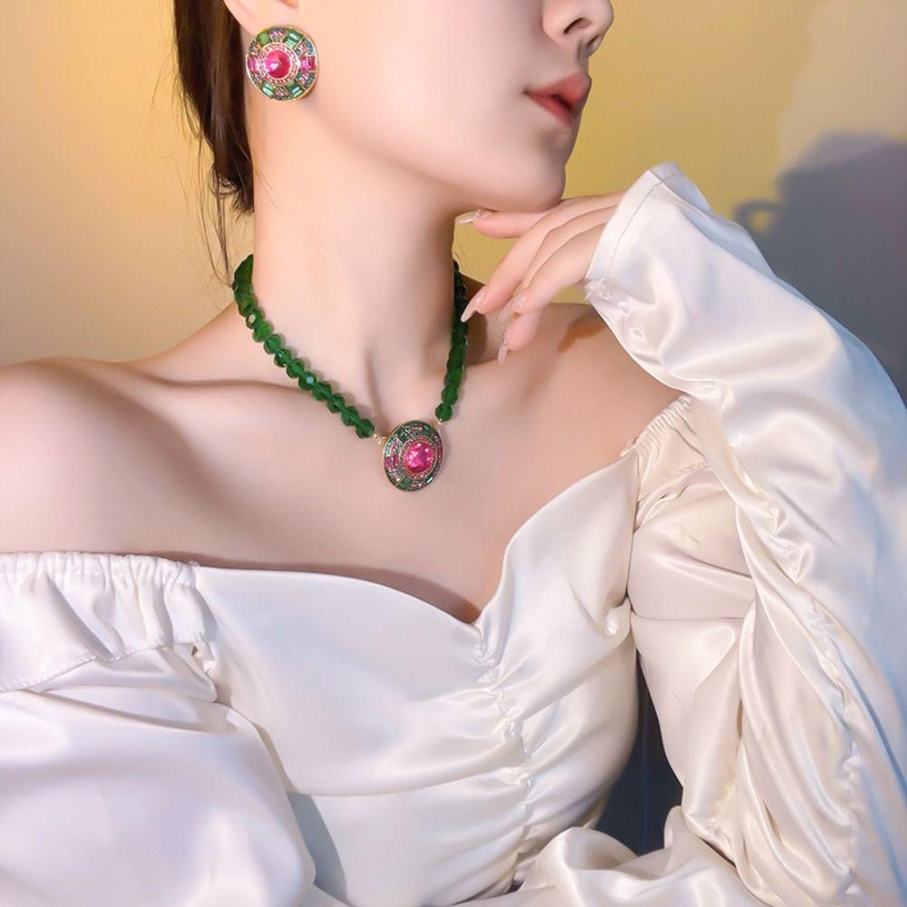 Retro Green Crystal Necklace Pink And Green Fashion Pendant Round Stud Earrings Wedding Party