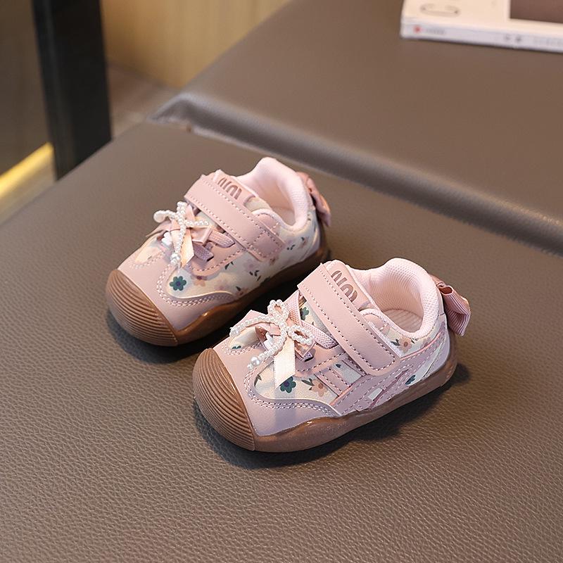 Autumn Infant Soft Sole Walking Shoes with Bowknot - Korean Style Anti-slip Sneakers for Baby Girls