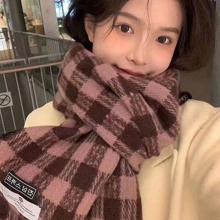 Korean Style Plaid Tassel Scarf – Winter Student Shawl & Warm Bib