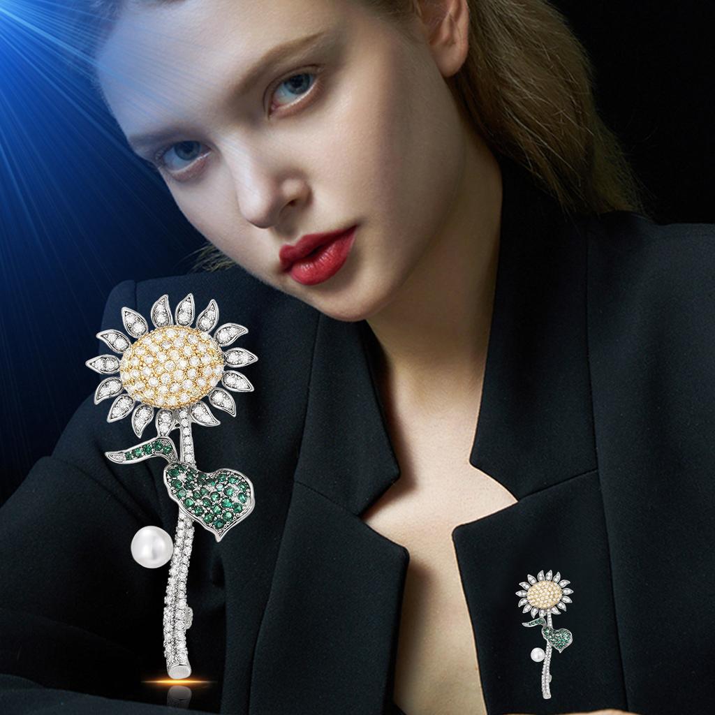 Women's Light Luxury Design Elegant Imitation Pearl Sunflower Brooch Fashionable And Versatile Niche Design Sense Brooch