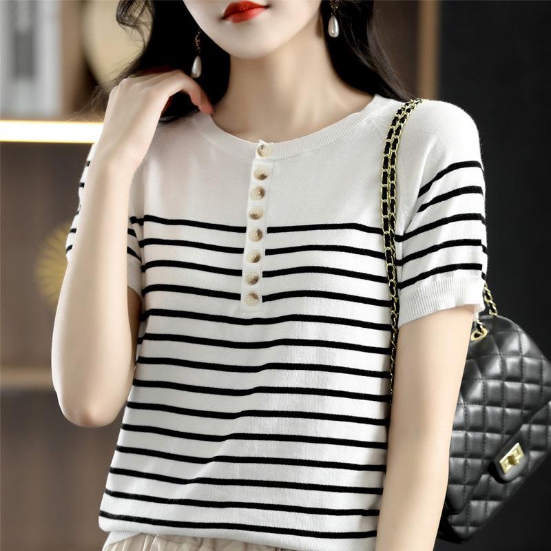 Dámský korejský slim fit pruhovaný svetr s krátkým rukávem v kontrastních barvách