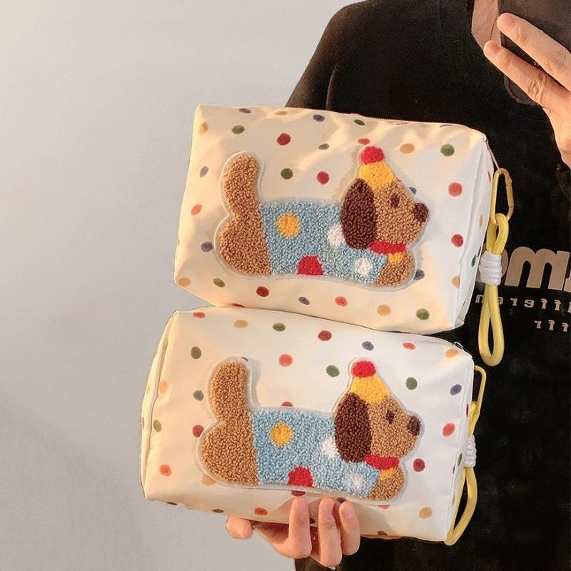 Tragbar und Vielseitig Cartoon Niedlich Bestickt Kosmetiktasche Reise Aufbewahrungstasche Finishing Tasche Handtasche Einkaufs-Clutch