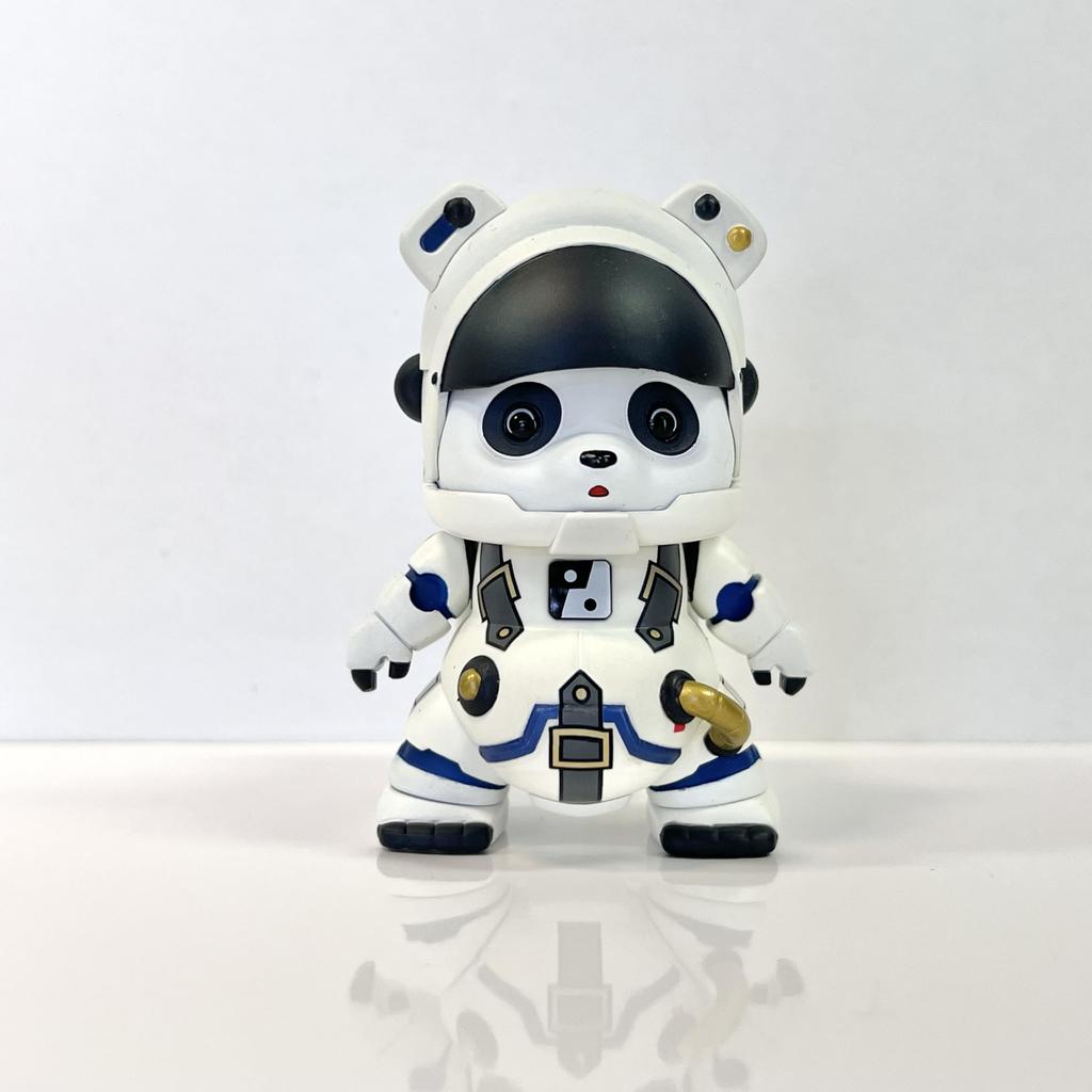PANGDA Space Suit Version Painted Complete Figure (White) Die-cast