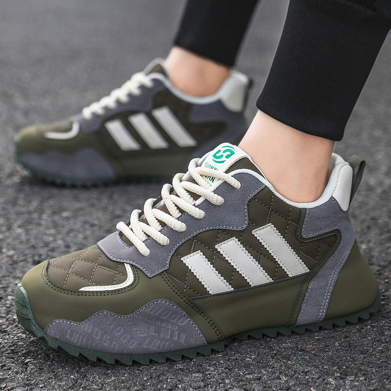 

Мужская обувь 2025 осень и зима новая универсальная на толстой подошве нескользящая маленькая белая обувь для папы с внутренней высотой спортивная обувь Ah ganzi мужские модели 44