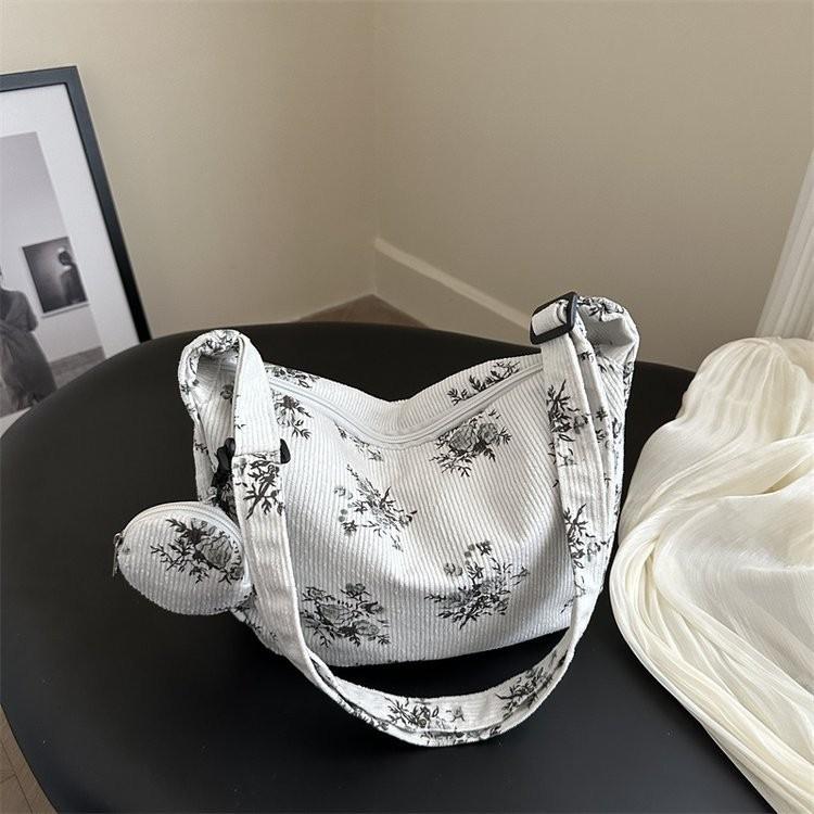 Stylish Women's Shoulder Bag 2024 Chic Floral Design Nylon Tote For Casual Travel