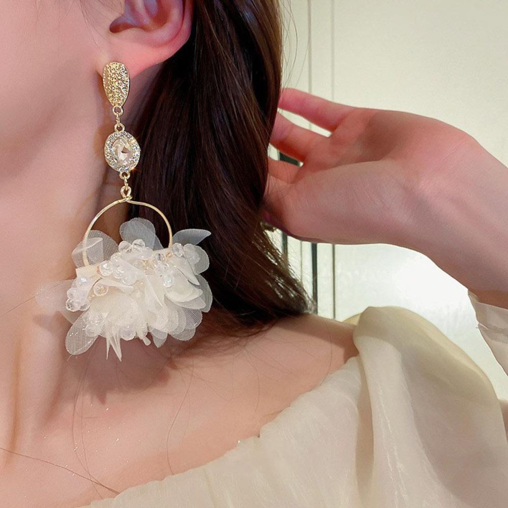 Small Fresh Flower Earrings, The Same High-end Stud Earrings, Sweet Temperament and Versatile Earrings.