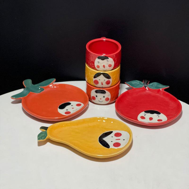 Creative And Cute Hand-Painted Apple Pear Tomato Ceramic Cup And Saucer Cartoon Personalized Underglaze Fruit Coffee Cup And Saucer Set