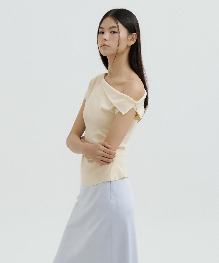 LUCIR ZU Shirring Drop Sleeveless Knit (Soft Yellow)