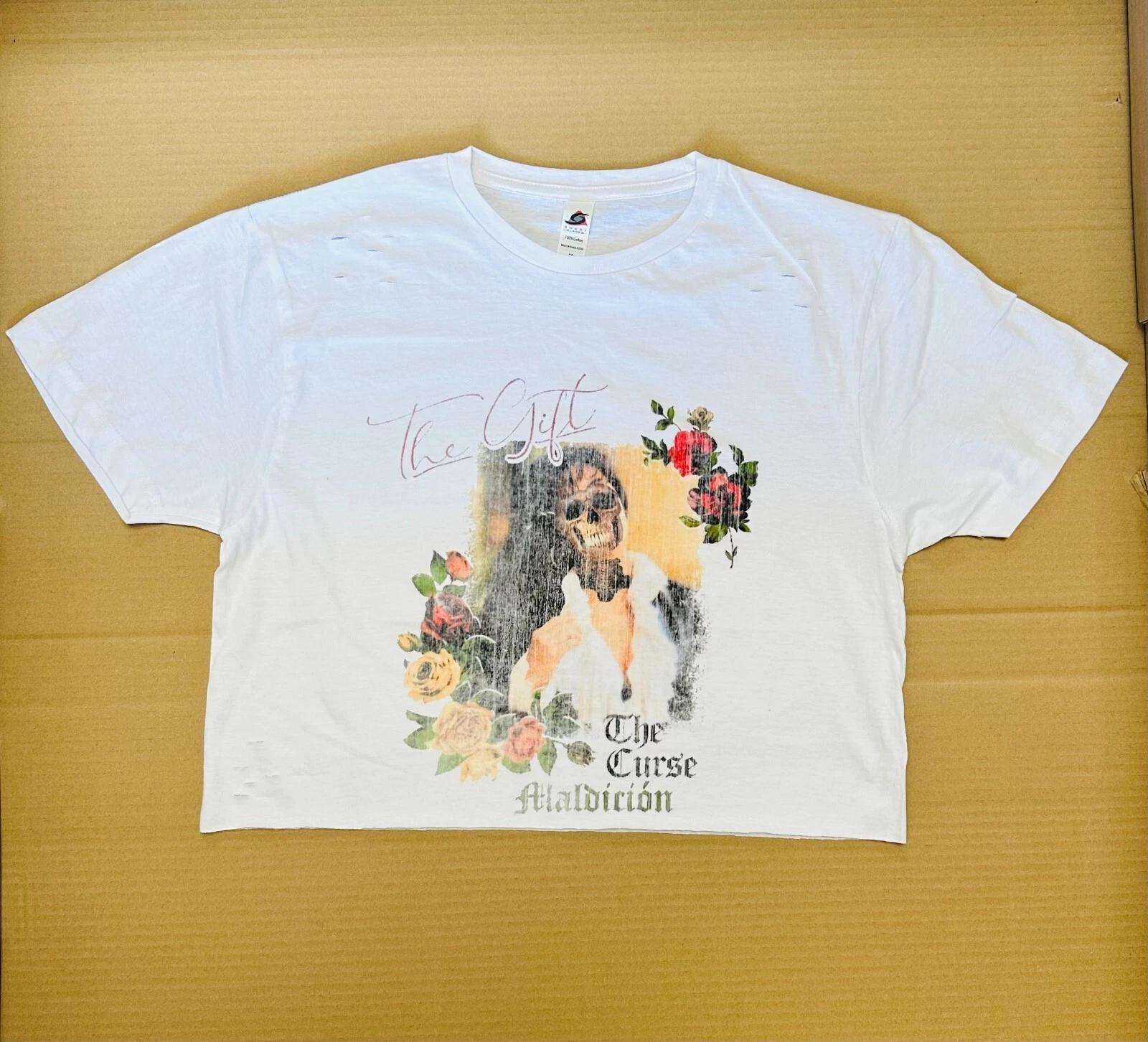 Selena the GIFT cropped top shirt distressed L