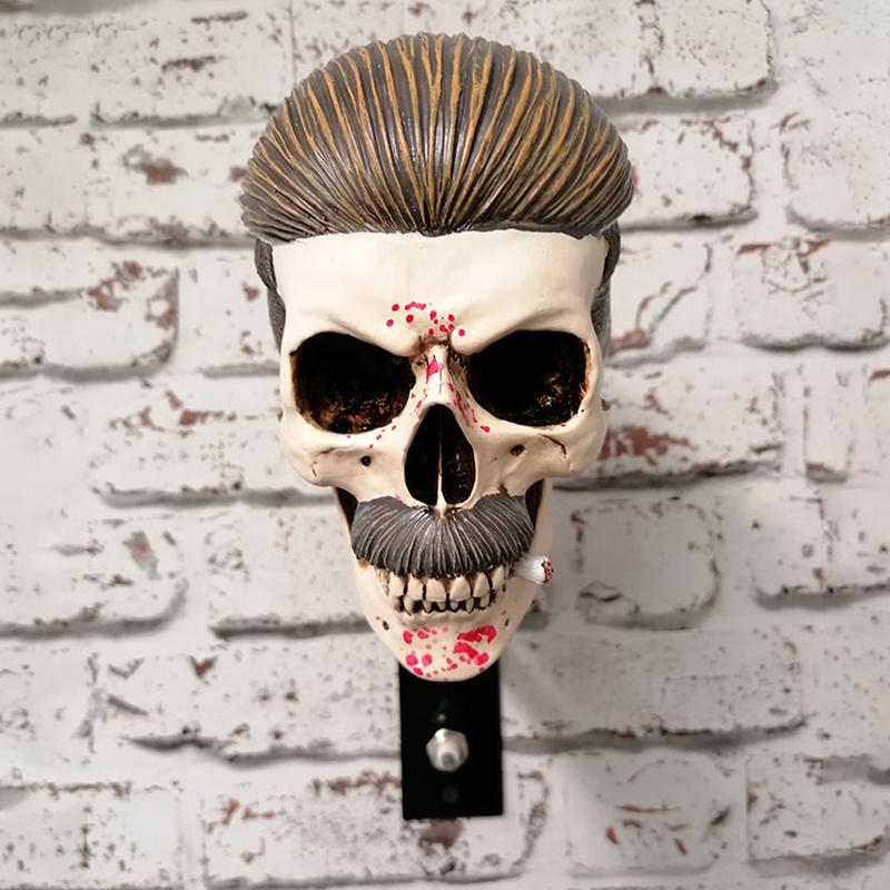 Totenkopfhalter für Motorradhelme, Helm-Aufbewahrungsregal, Wandhalterung, Hutständer aus Harz für Mäntel, Mützen, Baseballs und Rugby-Helme