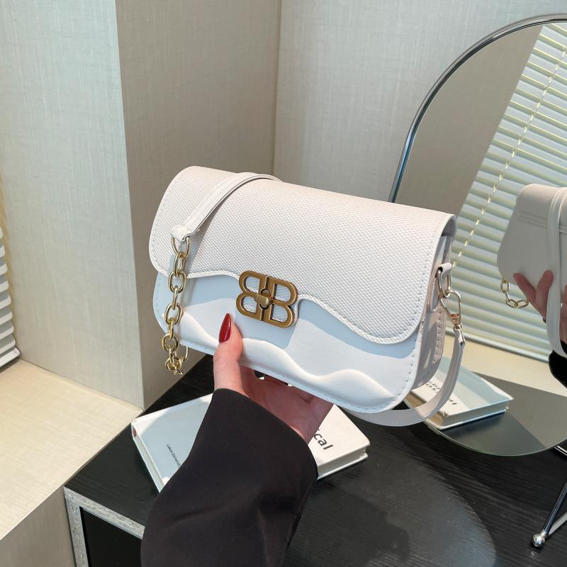 Fashion Retro Light Luxury High Texture Shoulder Armpit Bag Simple and Versatile Fashion Trend Beautiful Handbag