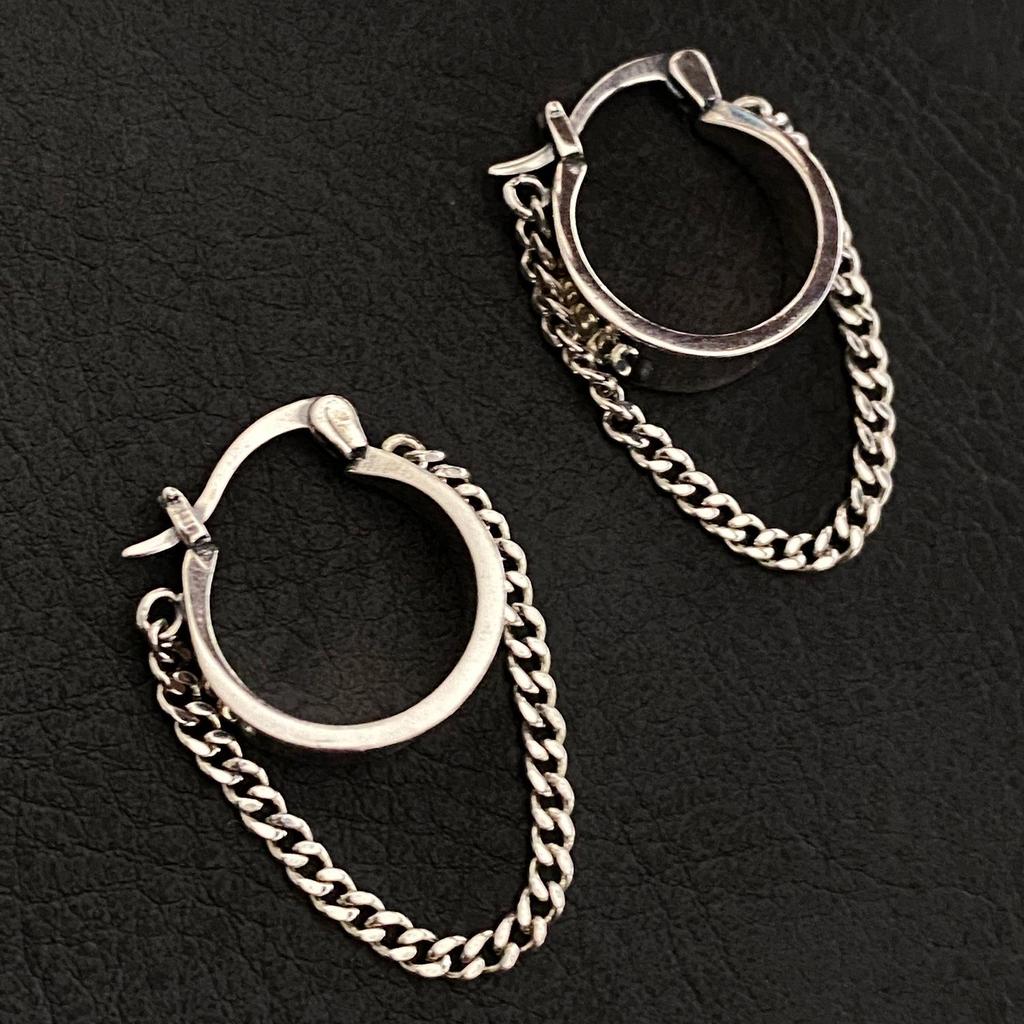 Elegant Retro Design: Dongdaemun Chain Ear Cuff for Women