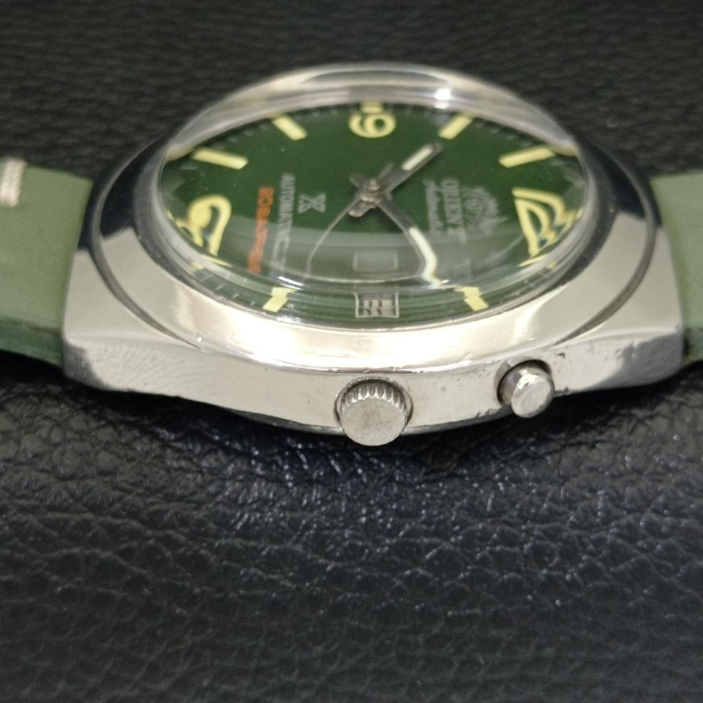 VINTAGE ORIENT AUTOMATIC 46941 JAPAN MENS GREEN COLOR DIAL WATCH a700622-5 R204-a700622