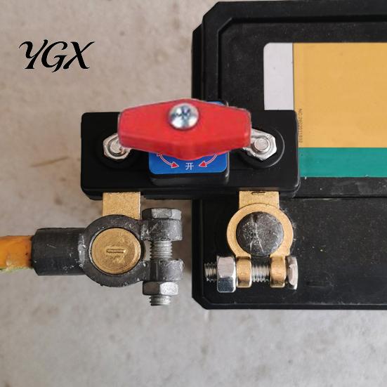 Easy Install Battery Cut Off Car Power Cut-Off Switch Breaker 12V/24V Disconnect Universal with Rotating Terminals for Cars Trucks & Boats Engine