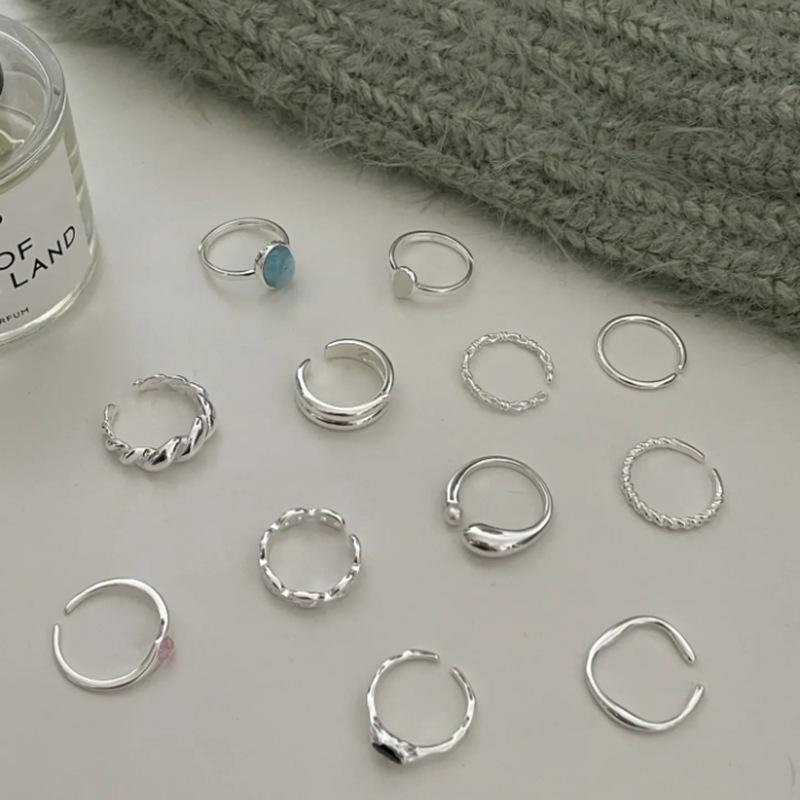 Exclusive Copper Minimalist Ring Designed For Women With Geometric Elegance Essential Fashion Accessory