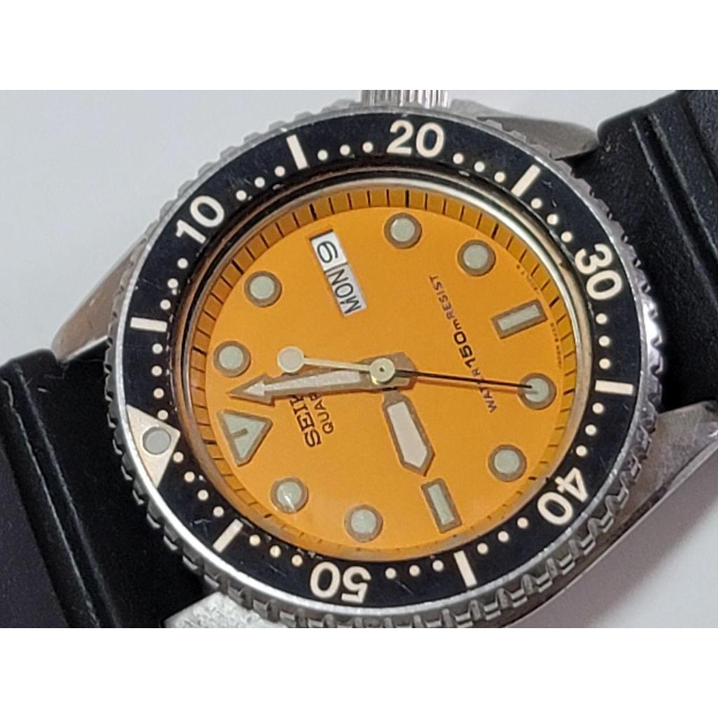 Used  [Working/Defective] 80s SEIKO 6458-600A 150m Diver Orange Boy Quartz Defective Crown Stuck Not Running Above Market Value For Parts Men's