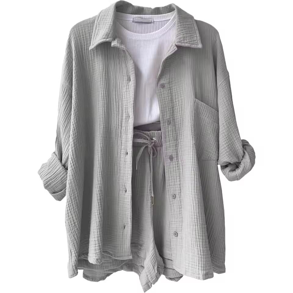 Damen Sommer Streetwear Set: Leichtes langes Hemd und hochtaillierte Shorts