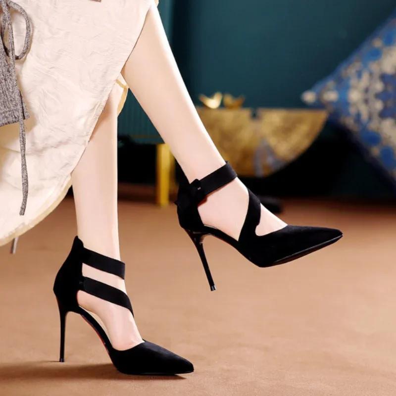 Sexy Daim Pointu Confortable Grand Talon Haut Chaussures Simples 2024 Été Nouveau Tempérament Boucle Talon Fin Sandales Femmes
