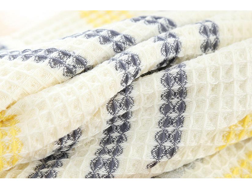 Adult-Size Quick-Drying Pure Cotton Waffle Gauze Bath Towel - High-Quality Honeycomb Design for Newborns