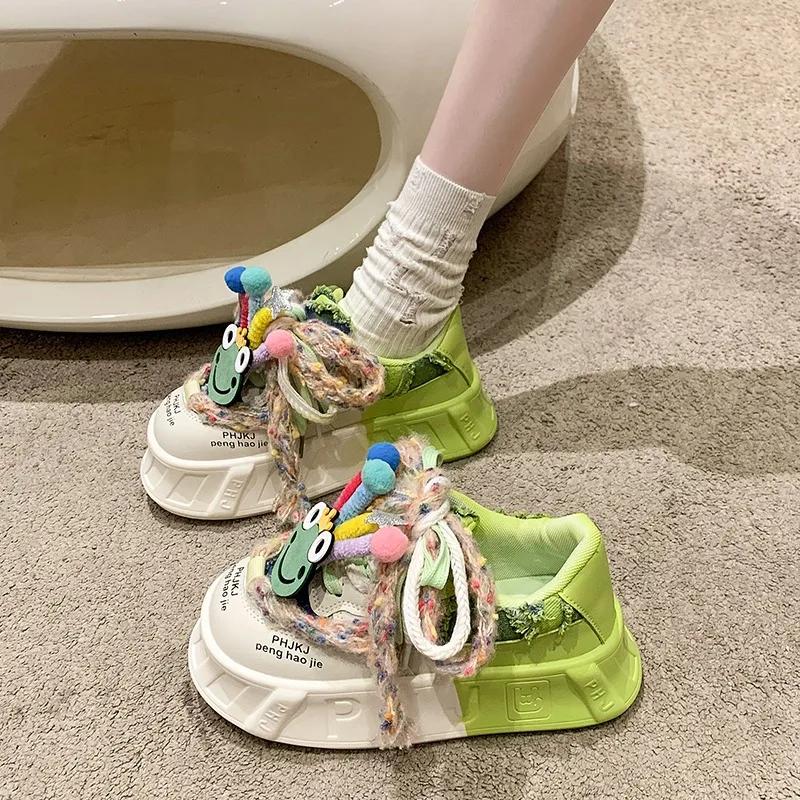 Fashion Kawaii Ladies Shoes On Sale New Fashion Round Toe Lace Up Women's Vulcanized Shoes Spring Flat Outdoor Breathable Women Sneakers